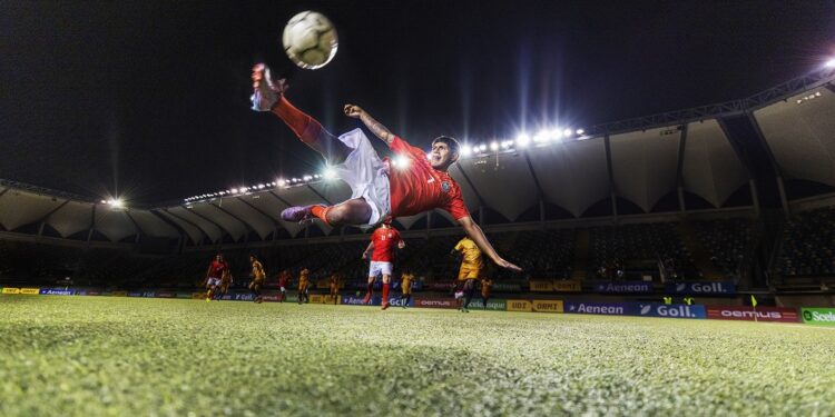 Creatine monohydrate boosts muscle power in young soccer players