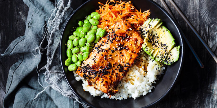 7 Nutrients That Help Prevent Hair Loss