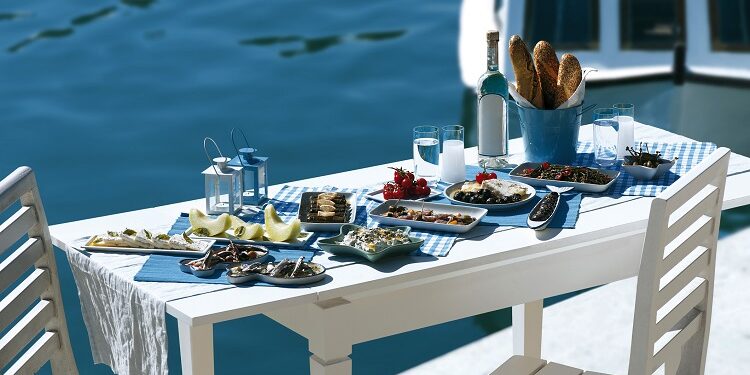 Does the Mediterranean diet really help you live longer?