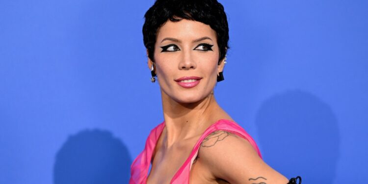 Halsey Reveals Lupus Diagnosis and Rare Health Disorder