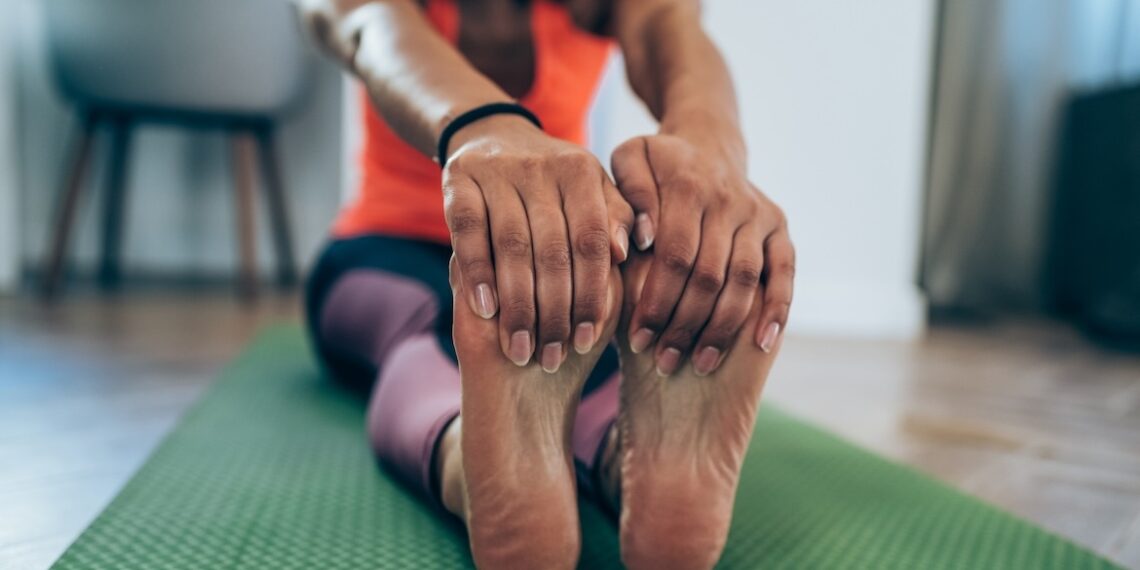 Deep Itch on Bottom of Foot: Causes and Treatment