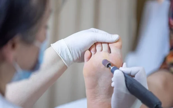 7 Splendid Health Benefits Of Getting A Pedicure