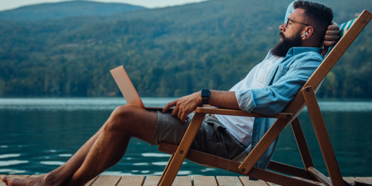 Top 6 CBD Brands We Love (And Why We Recommend Them)