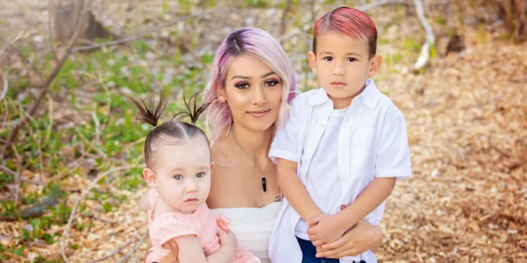 Single Mom With Terminal Cancer Is Raising Money for Her Kids