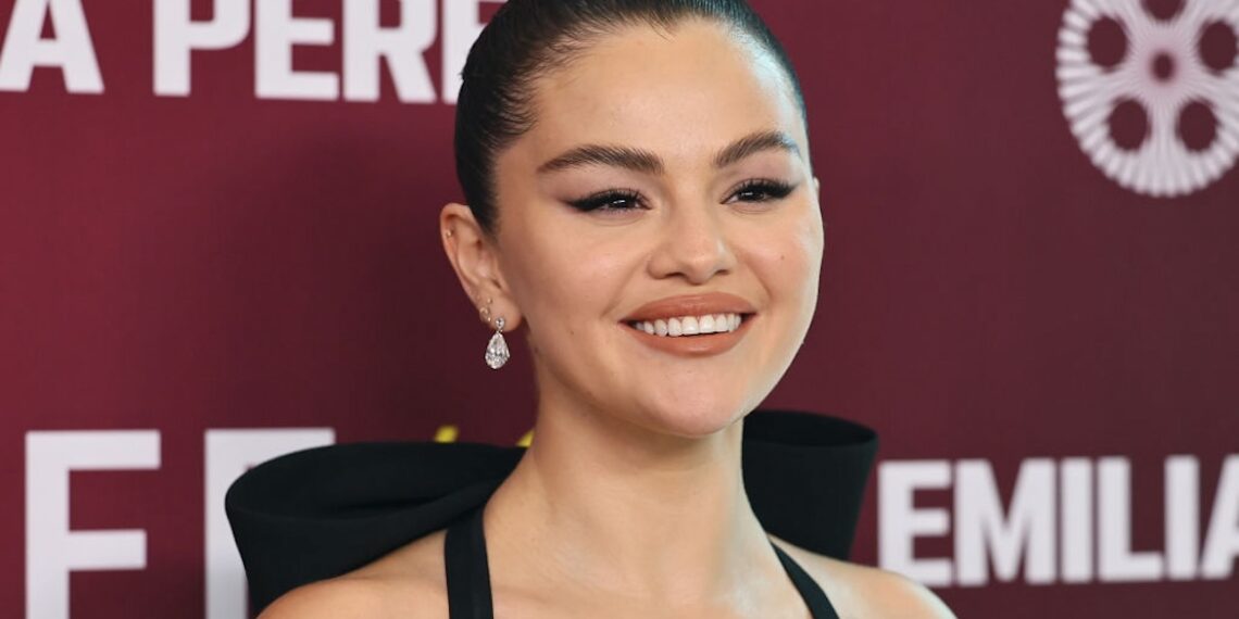 Selena Gomez Shut Downs Body Shame, Reveals SIBO Diagnosis