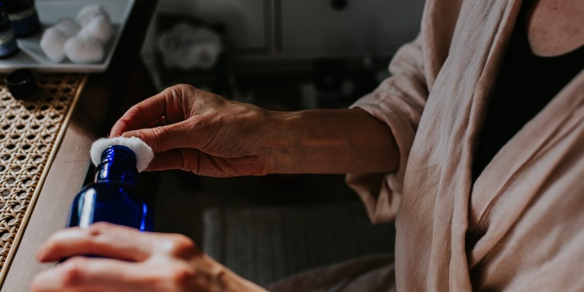 Does Smelling Alcohol Help With Nausea? A Nurse Explains