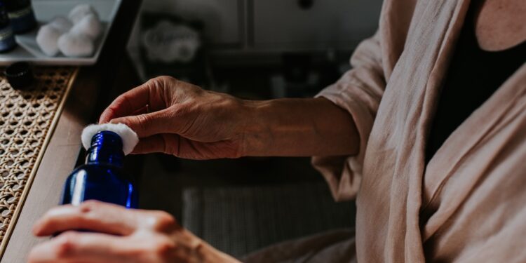 Does Smelling Alcohol Help With Nausea? A Nurse Explains