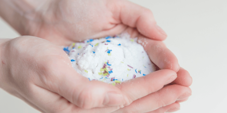 Microplastics In Salt and How to Avoid Them