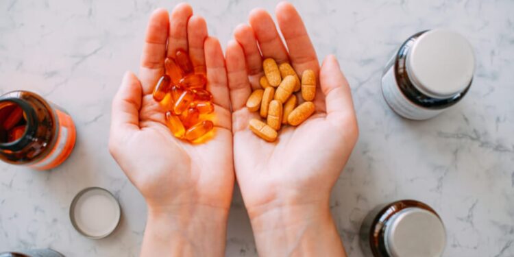 Consumers receive inadequate information on vitamin C supplements: Study