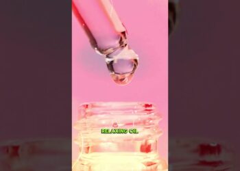 😴 5-Minute Foot Rub for Better Sleep #footmassage #sleeptips